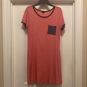 Junior above the knee knit festive dress with pockets